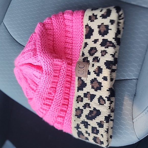 Cc beanie - Picture 3 of 3